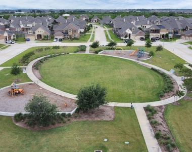 3734 E Briarlilly Park Circle - Photo Thumbnail 40