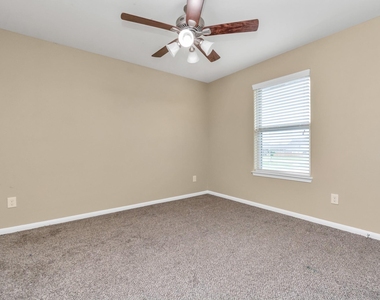 3734 E Briarlilly Park Circle - Photo Thumbnail 28