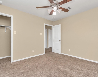 3734 E Briarlilly Park Circle - Photo Thumbnail 29