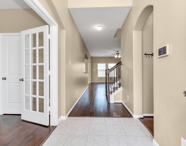 3734 E Briarlilly Park Circle - Photo Thumbnail 2