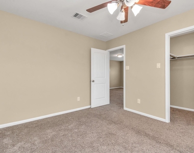 3734 E Briarlilly Park Circle - Photo Thumbnail 27