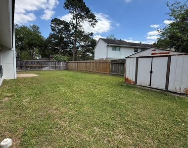 15307 Pebble Lake Drive - Photo Thumbnail 31