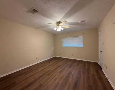 15307 Pebble Lake Drive - Photo Thumbnail 15