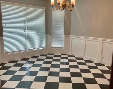 21122 Harvest Hill Lane - Photo Thumbnail 16