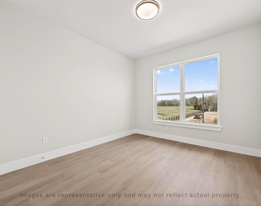 10719 Mason Rd - Photo Thumbnail 13