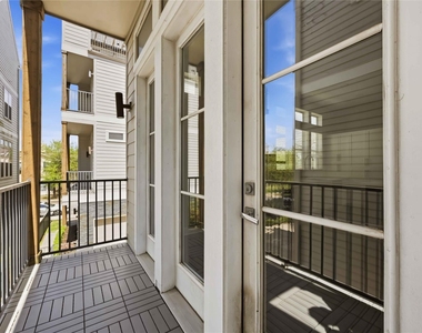 708 Schwartz Street - Photo Thumbnail 2