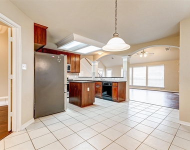 22119 Cassini Court - Photo Thumbnail 8