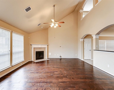 22119 Cassini Court - Photo Thumbnail 16