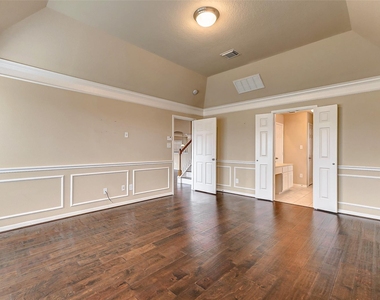 22119 Cassini Court - Photo Thumbnail 21
