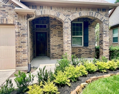 118 Wood Drake Place - Photo Thumbnail 1