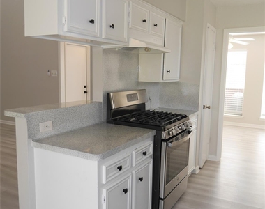 7410 Canasta Lane - Photo Thumbnail 2