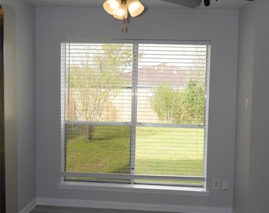 7410 Canasta Lane - Photo Thumbnail 23