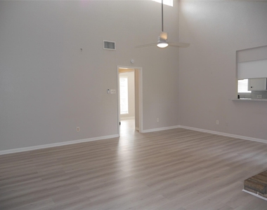 7410 Canasta Lane - Photo Thumbnail 19