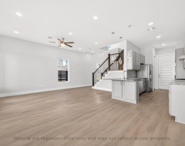 10719 Mason Rd - Photo Thumbnail 3