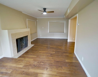 3309 Lawrence Street - Photo Thumbnail 1