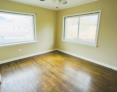3309 Lawrence Street - Photo Thumbnail 10