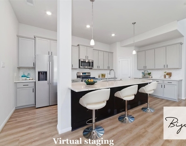 720 Lake Lacosta Drive - Photo Thumbnail 13