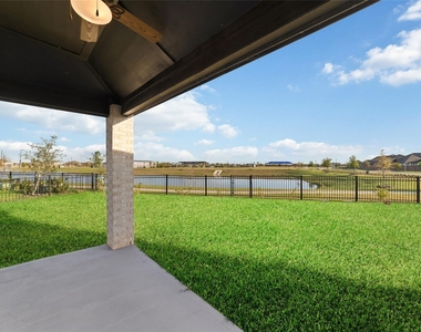 720 Lake Lacosta Drive - Photo Thumbnail 31