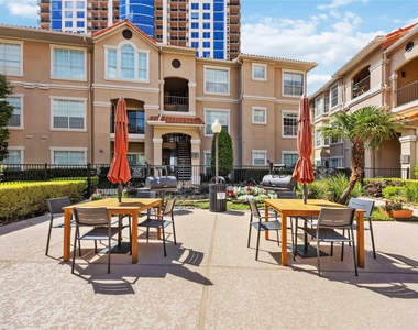3231 Allen Parkway - Photo Thumbnail 13