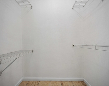 3231 Allen Parkway - Photo Thumbnail 8