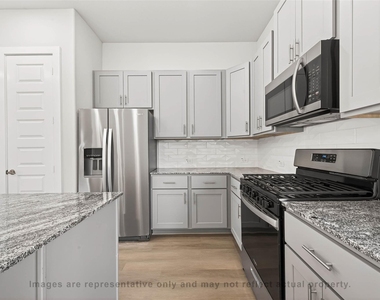 10719 Mason Rd - Photo Thumbnail 6