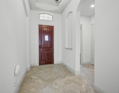 1644 Longwood Glen Lane - Photo Thumbnail 5