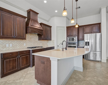 1644 Longwood Glen Lane - Photo Thumbnail 27
