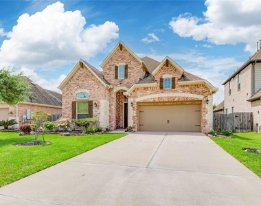 1644 Longwood Glen Lane - Photo Thumbnail 2