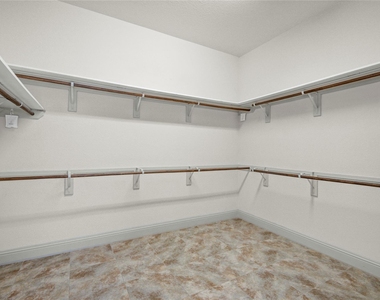 1644 Longwood Glen Lane - Photo Thumbnail 38