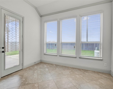 1644 Longwood Glen Lane - Photo Thumbnail 30