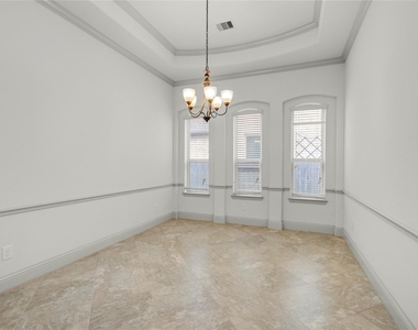 1644 Longwood Glen Lane - Photo Thumbnail 19