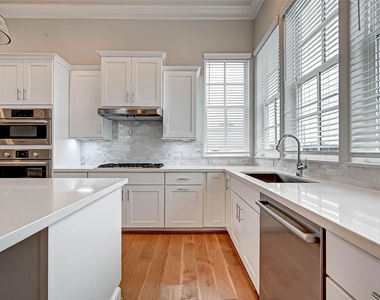 2234 Lou Ellen Lane - Photo Thumbnail 28