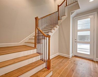 2234 Lou Ellen Lane - Photo Thumbnail 11