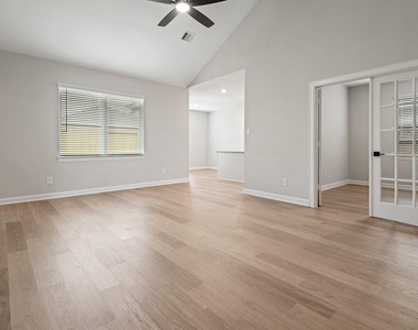 21535 Bluebonnet Bay Drive - Photo Thumbnail 3