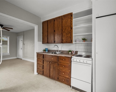 826 3rd Avenue N - Photo Thumbnail 6