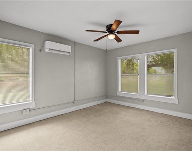 826 3rd Avenue N - Photo Thumbnail 4