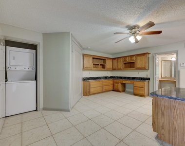 1311 Antoine Drive - Photo Thumbnail 7