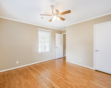 4613 Braeburn Drive - Photo Thumbnail 24