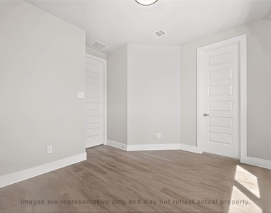 10719 Mason Rd - Photo Thumbnail 15