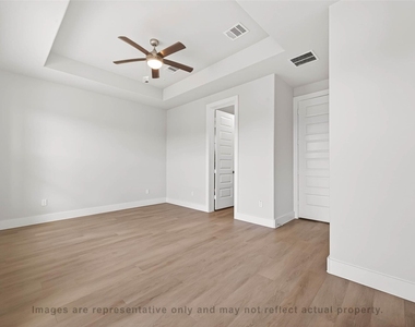 10719 Mason Rd - Photo Thumbnail 1