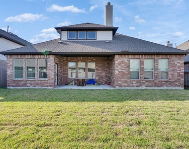 818 Kingwood Drive - Photo Thumbnail 32