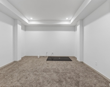 818 Kingwood Drive - Photo Thumbnail 30
