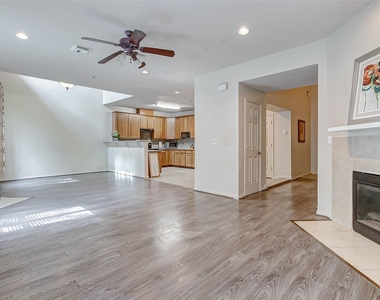 3742 E Ashford Villa Lane - Photo Thumbnail 8