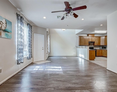 3742 E Ashford Villa Lane - Photo Thumbnail 9