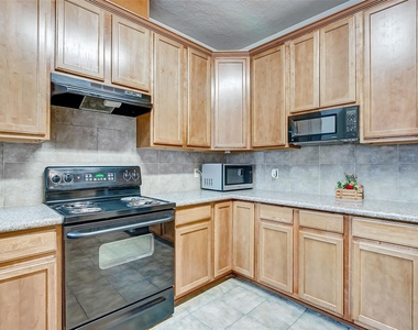 3742 E Ashford Villa Lane - Photo Thumbnail 15