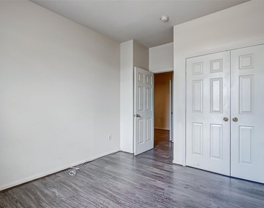 3742 E Ashford Villa Lane - Photo Thumbnail 30