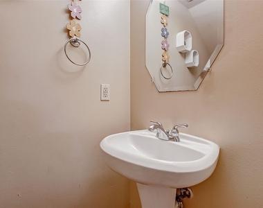 3742 E Ashford Villa Lane - Photo Thumbnail 19