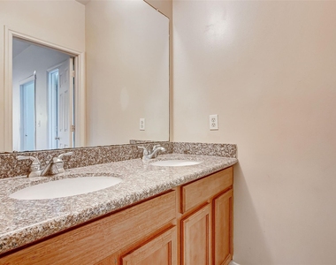 3742 E Ashford Villa Lane - Photo Thumbnail 28