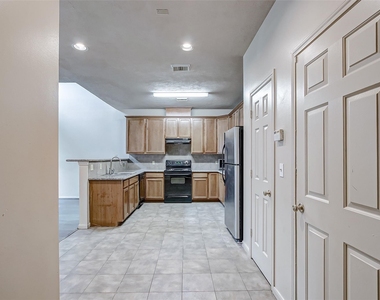 3742 E Ashford Villa Lane - Photo Thumbnail 12