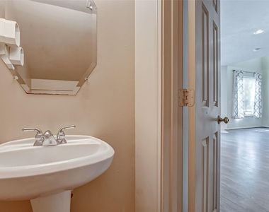 3742 E Ashford Villa Lane - Photo Thumbnail 29